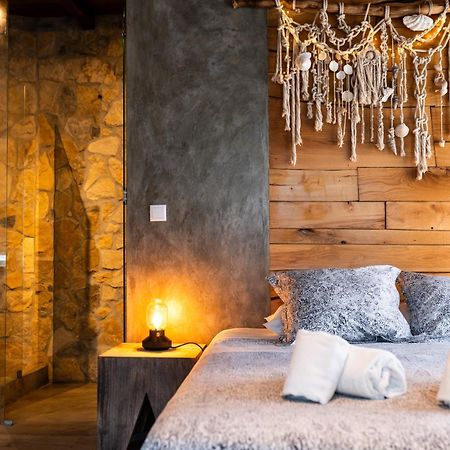 Alex Surf Hostel Балеал Екстериор снимка