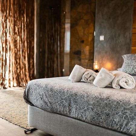 Alex Surf Hostel Балеал Екстериор снимка