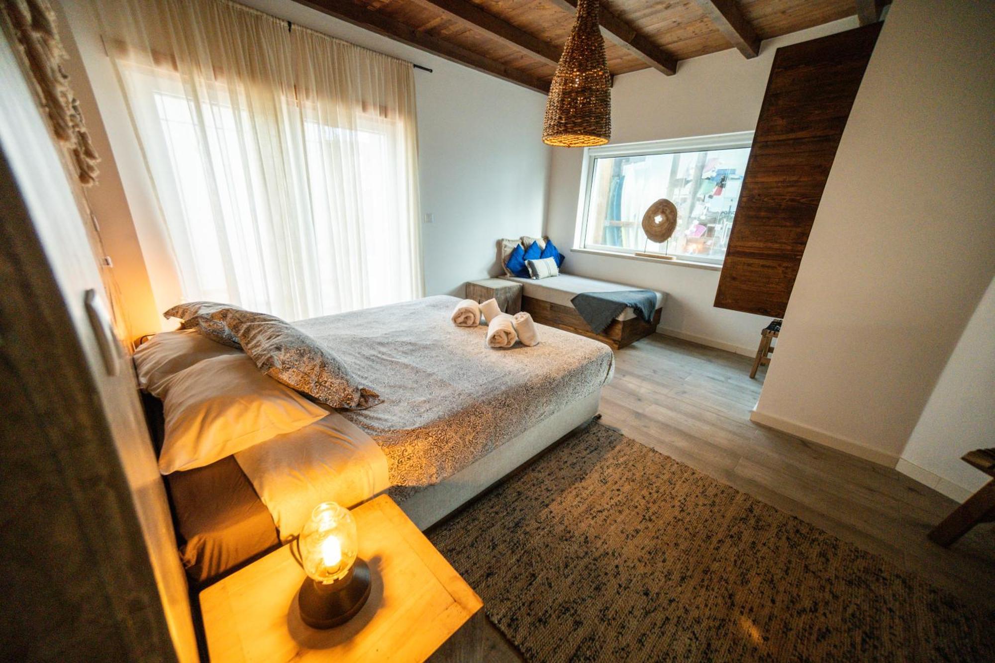Alex Surf Hostel Балеал Екстериор снимка